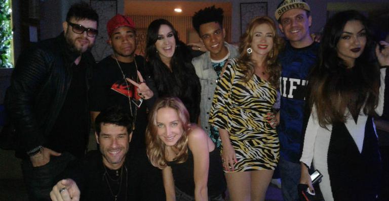 Marina Elali marca presença em festa no Rio de Janeiro