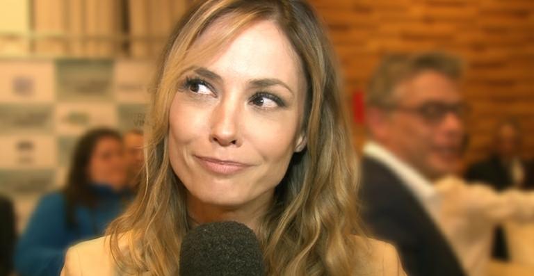 Rosane Mulholland revela seus cuidados com o cabelo