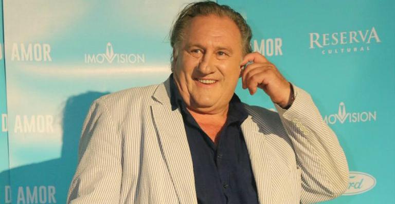 Ator Gérard Depardieu lança seu novo filme no Brasil