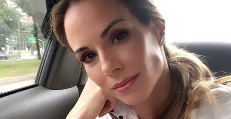 Ana Furtado relembra infância e publica foto em que aparece com “cabelo cuia”