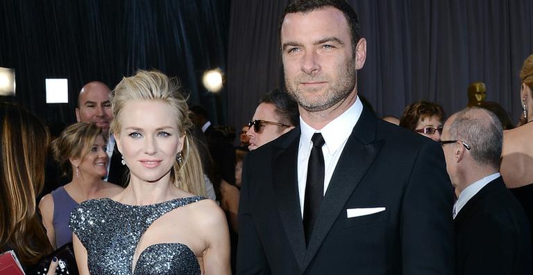 Naomi Watts e Liev Schreiber anunciam a separação