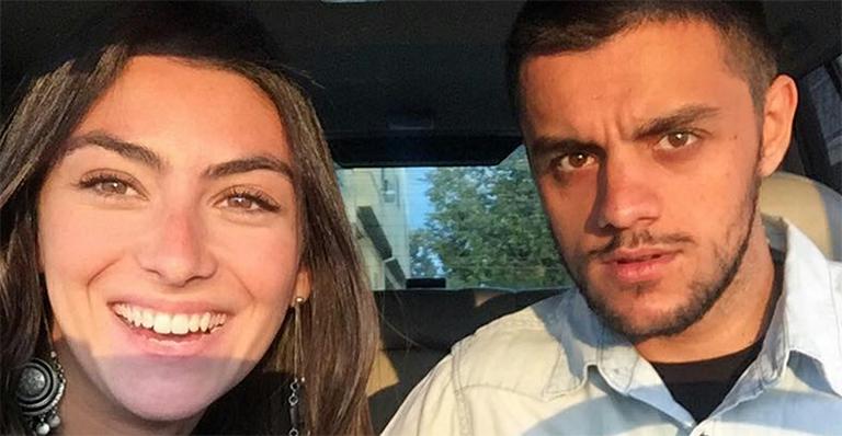 Após anunciar gravidez, eleita de Felipe Simas exibe barriga de grávida pela primeira vez
