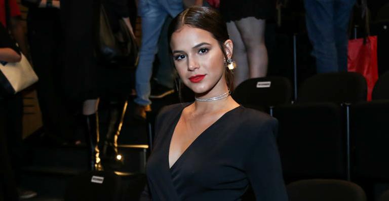 Bruna Marquezine comenta cenas quentes em ‘Nada Será Como Antes’