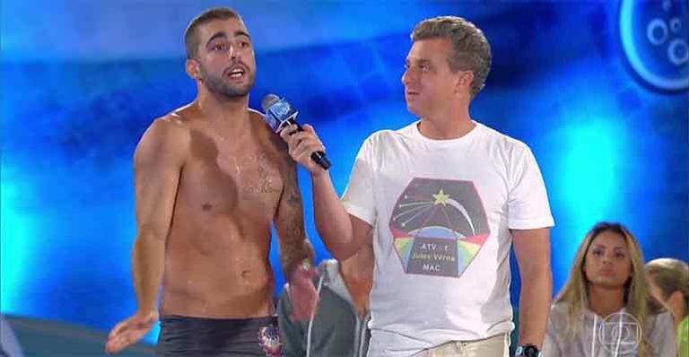 Pedro Scooby estreia no Saltimbum e conta porque não vai usar sunga