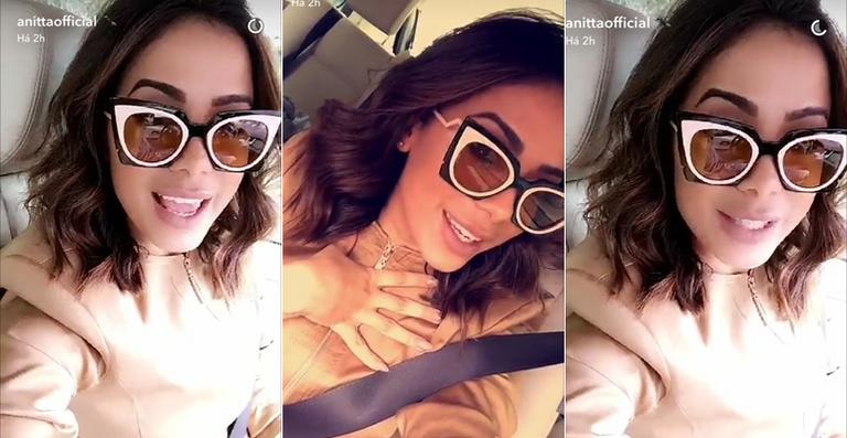 Novo visual! Anitta adere ao corte long bob