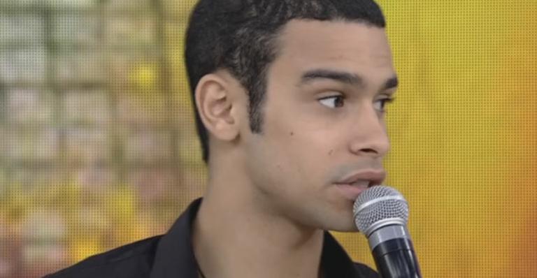 Sérgio Malheiros desabafa após ser criticado por postar foto usando o metrô