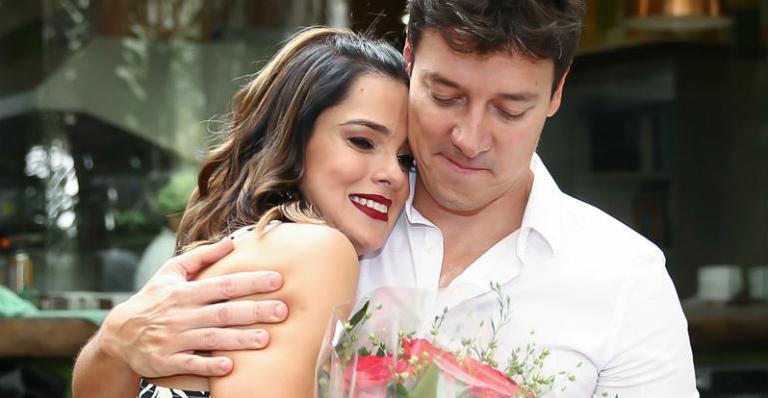 Vera Viel parabeniza o marido, Rodrigo Faro, pelo aniversário: “Que a nossa vida seja de constante felicidade”