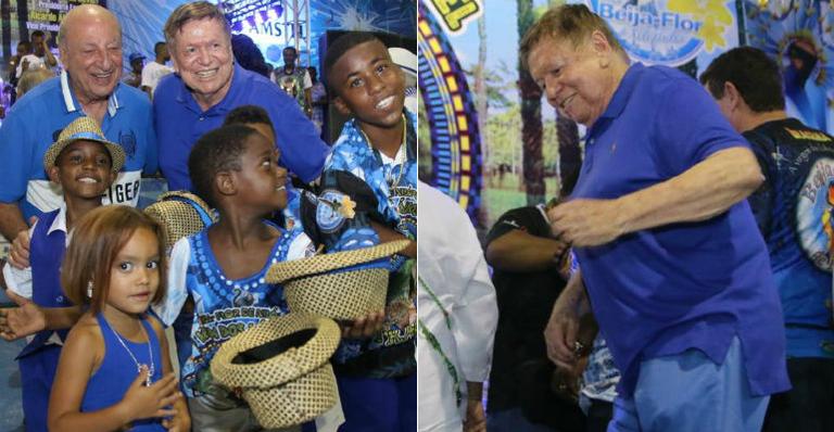 Boni mostra samba no pé diante da bateria da Beija-Flor