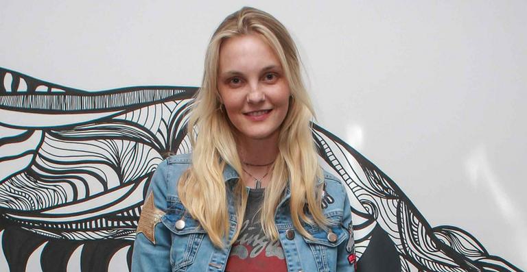 Carol Trentini mostra nova foto ao lado do filho caçula, Benoah