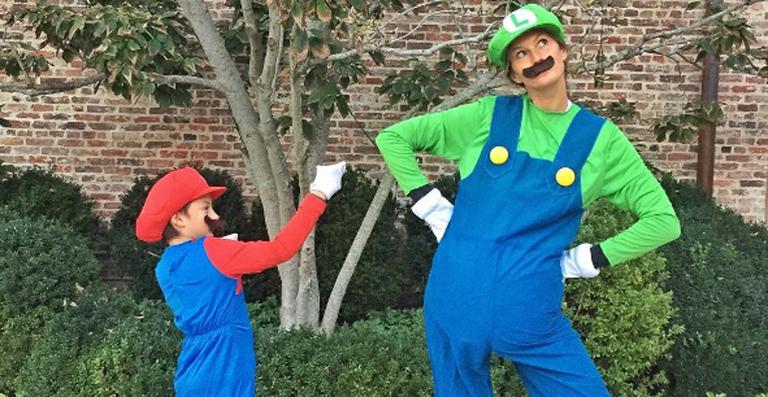 Gisele Bündchen curte o Dia das Bruxas com o filho, Benjamin