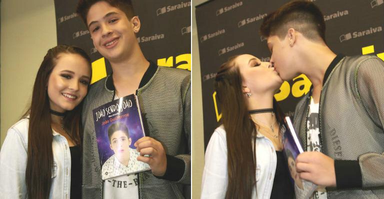 João Guilherme lança livro e recebe o apoio da namorada, Larissa Manoela: “Parabéns, você merece o mundo”