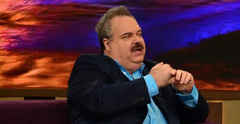 Longe da TV, Gilberto Barros diz: ‘Sou um homem que precisa do emprego como todo o mundo’