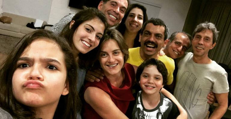 Alessandra Maestrini mostra os bastidores da nova série da Globo, “A Cara do Pai”