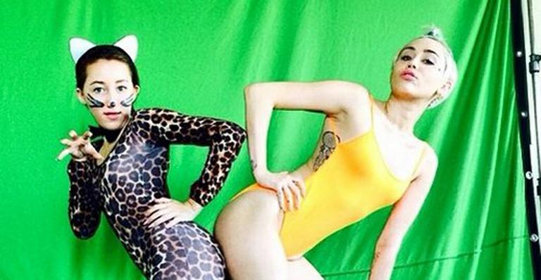 Noah, irmã de Miley Cyrus, se lança como cantora; ouça