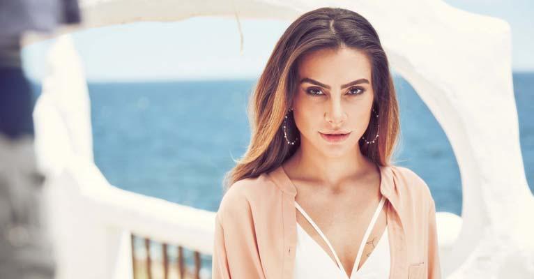 Sem maquiagem, Cleo Pires desabafa sobre doença de pele