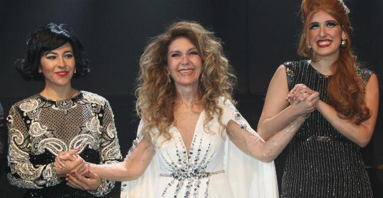 Wanderléa estrela espetáculo musical ’60! Década de Arromba’