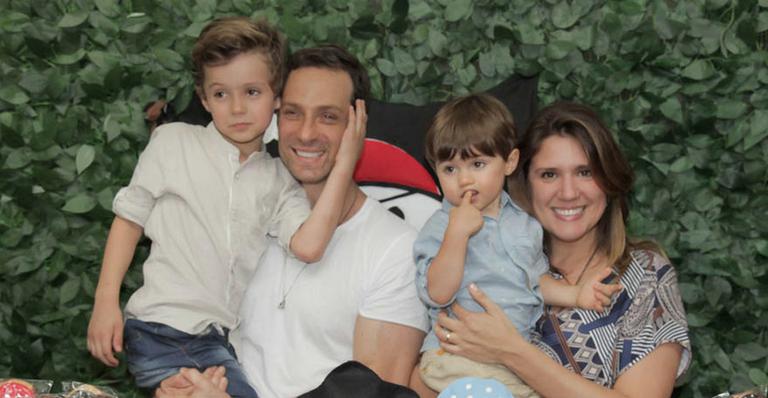 Fernando Pavão comemora aniversário dos dois filhos