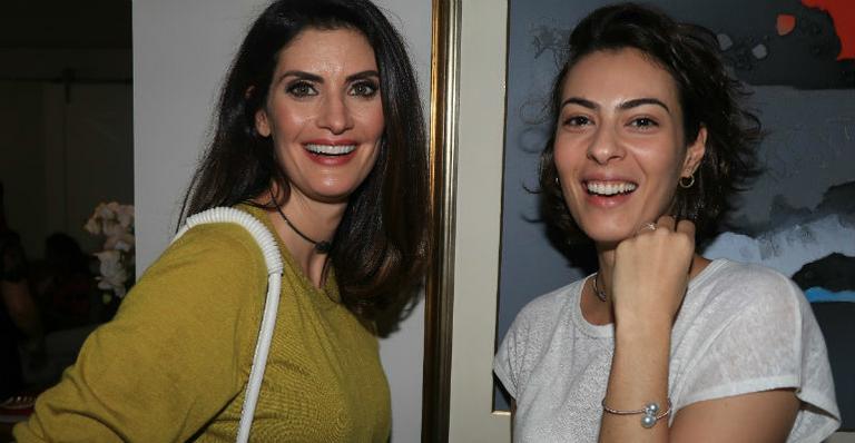 Isabella Fiorentino e Isabel Wilker roubam a cena em lançamento fashion