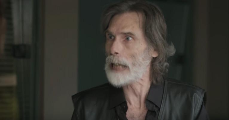 Em rara aparição, ex-galã dos anos 80 Eduardo Tornaghi faz participação em ‘Rock Story’