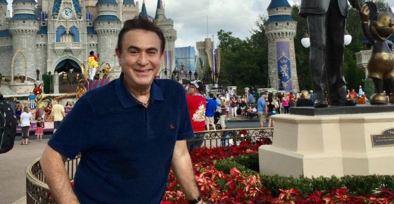 Amaury Jr. grava especial de Natal em Orlando, na Flórida