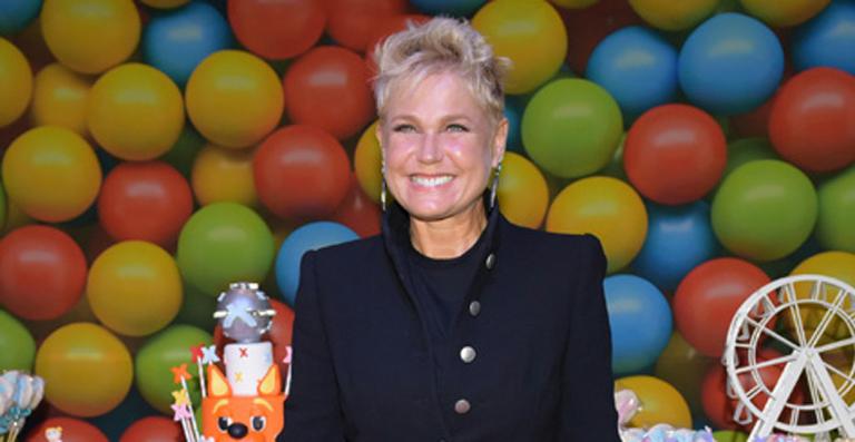 Xuxa Meneghel dá dica de beleza para o verão