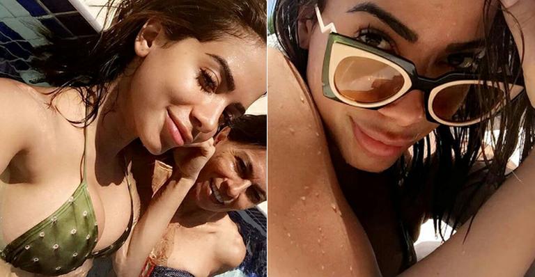 Anitta curte piscina em família e mostra foto com o pai