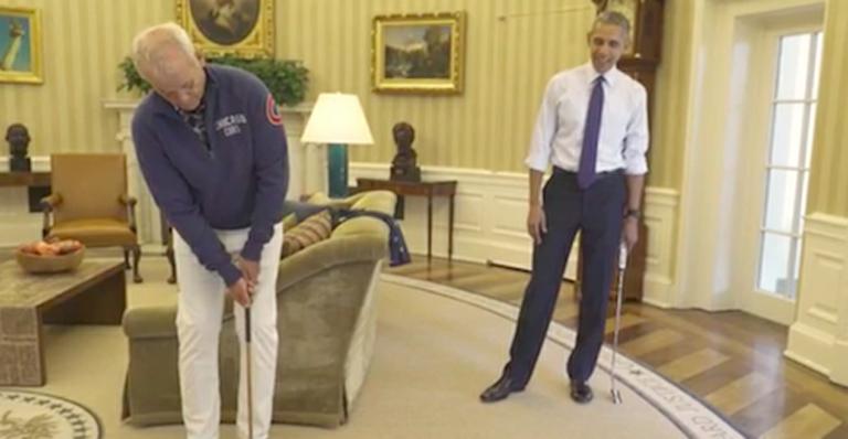 Em clima de despedida, Obama joga golfe com Bill Murray