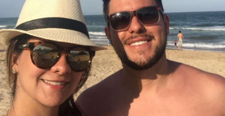 Maria Cecília exibe o barrigão de grávida de sua primeira gestação