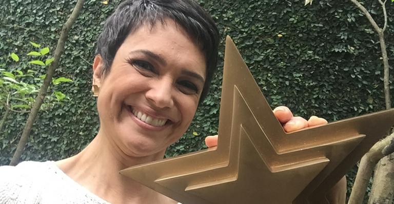 Sandra Annenberg celebra sua indicação ao Melhores do Ano