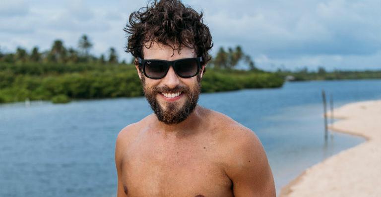 Ronny Kriwat aproveita fim de ano em resort em Alagoas