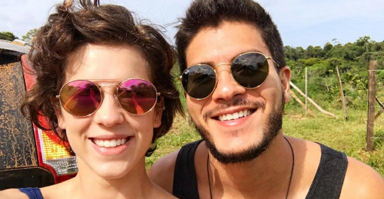 Sophia Abrahão reencontra Arthur Aguiar e leva fãs à loucura