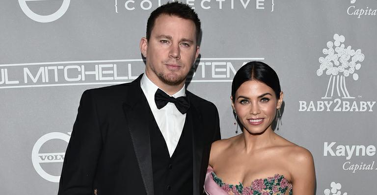 Channing Tatum fotografa a própria mulher dormindo nua na cama