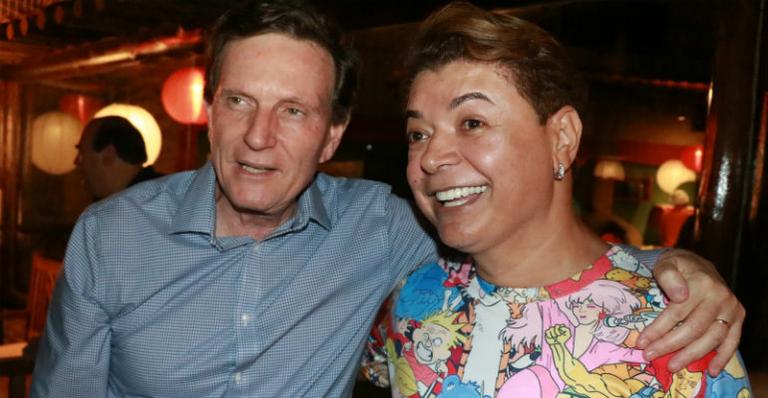 Marcelo Crivella e David Brazil curtem aniversário infantil no Rio de Janeiro