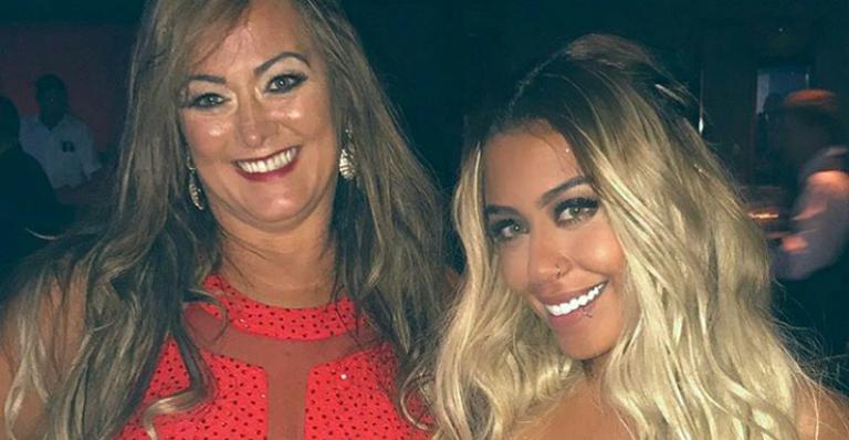 Neymar e Rafaella fazem homenagens à mãe: “Rainha”