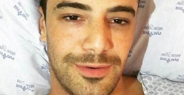 Felipe Titto tranquiliza fãs após sofrer infarto: “Tô vivão”