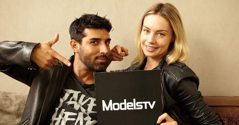 Modelo Patricia Beck comanda programa sobre mundo da moda no youtube