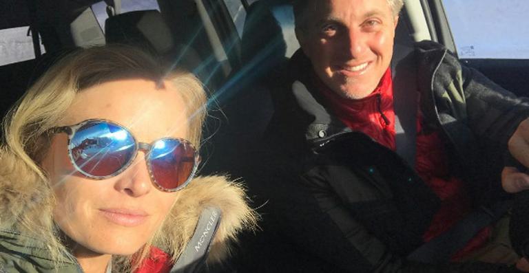Angélica curte viagem de férias com Luciano Huck