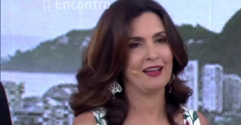 Ao vivo, Fátima Bernardes leva cantada de mágico de 19 anos