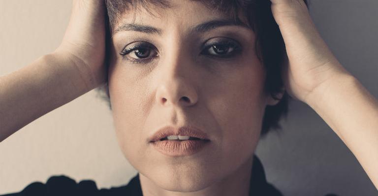 Andreia Horta homenageia Adoniran Barbosa em festa de Carnaval