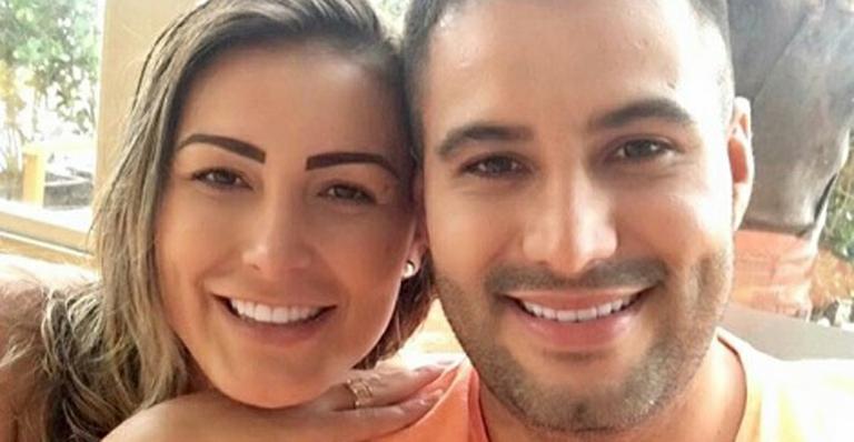 Andressa Urach celebra vida nova com o marido: “Não existe nada melhor do que estar em paz com Deus e com nossa família”