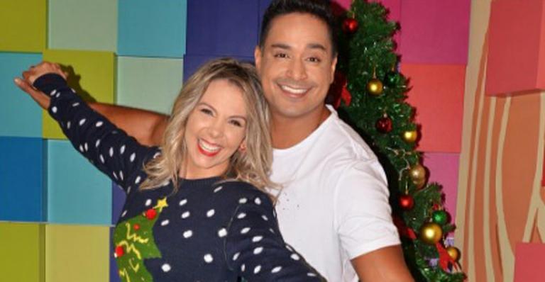 Carla Perez posa com a linda família reunida: “Porto seguro”