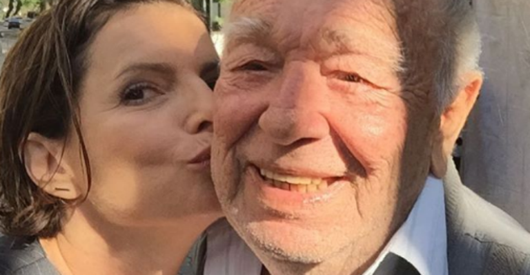 Debora Bloch contracena ao lado de Emiliano Queiroz e elogia: “Admiro e me comove”