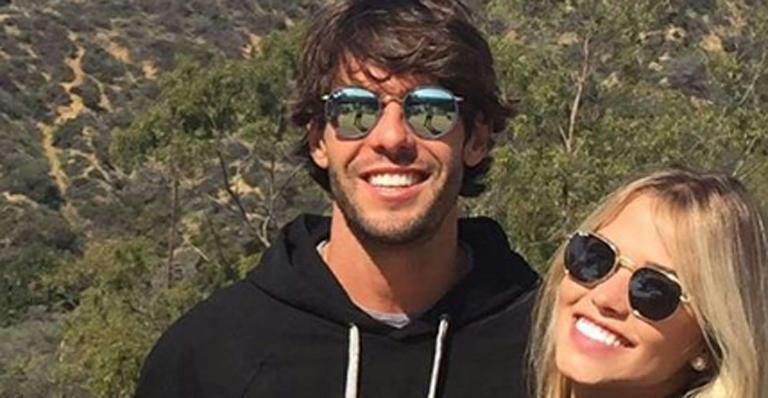 Após assumir romance, Kaká se declara para a namorada