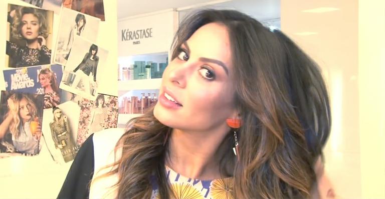 Alinne Rosa: cantora muda o visual para o carnaval