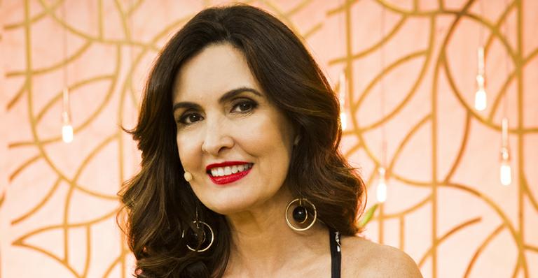 Fátima Bernardes adota cachorrinho: “Novo membro”