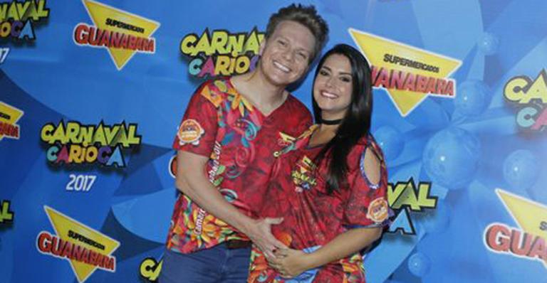 Michel Teló revela como conheceu Thais Fersoza no carnaval e celebra chegada do segundo filho