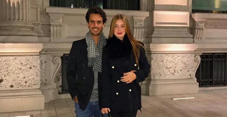 Marina Ruy Barbosa: companhia do namorado em Milão