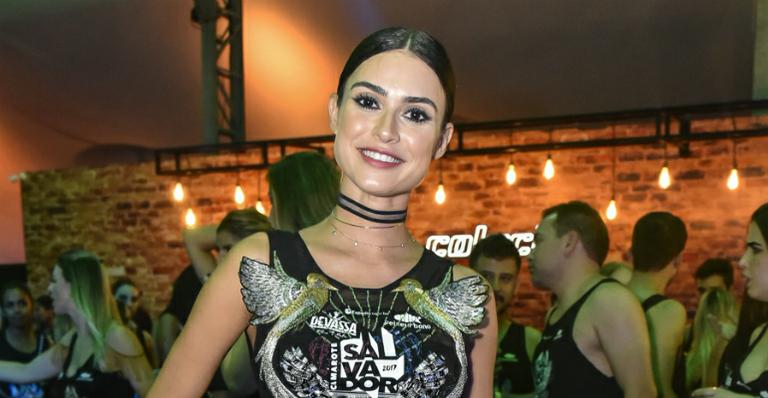 Após folia no Rio, Thaila Ayala marca presença no Carnaval de Salvador