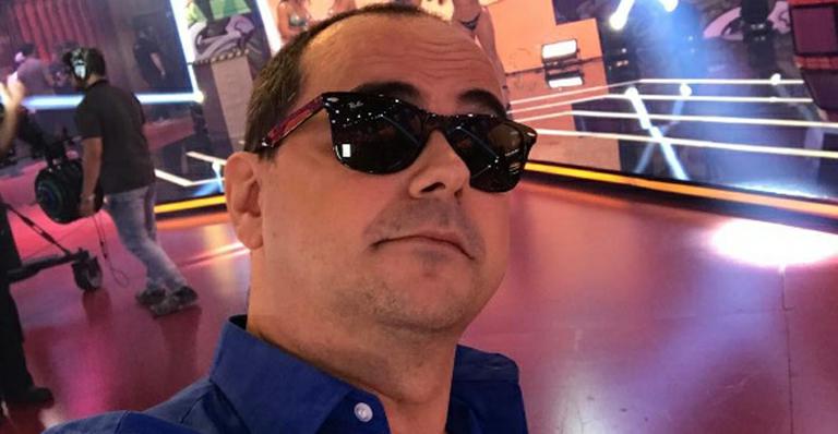 Carioca grava participação no ‘The Noite’ como Jô Suado: “Ensinar o Danilo como se faz talk show”
