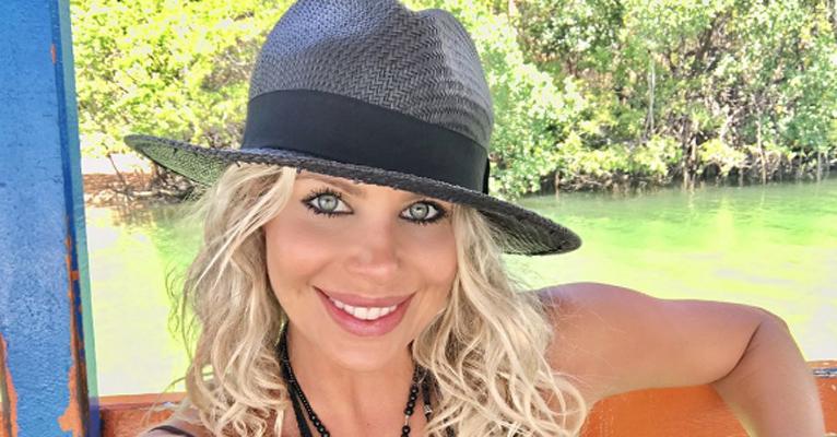 Karina Bacchi comemora 18 semanas de gravidez: “Mais felizes”